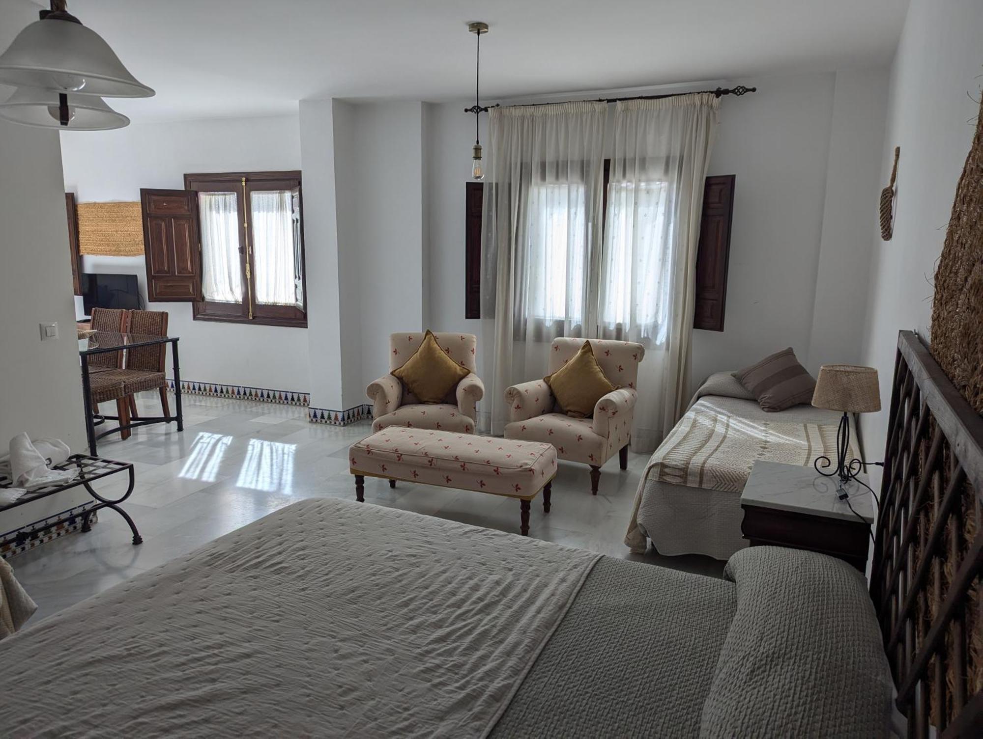 Apartamentos Plaza Cordova Esterno foto