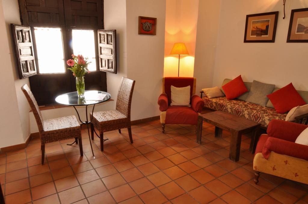 Apartamentos Plaza Cordova Esterno foto