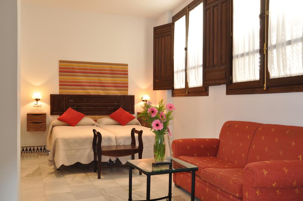 Apartamentos Plaza Cordova Esterno foto