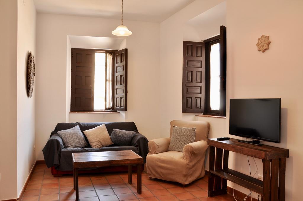 Apartamentos Plaza Cordova Esterno foto