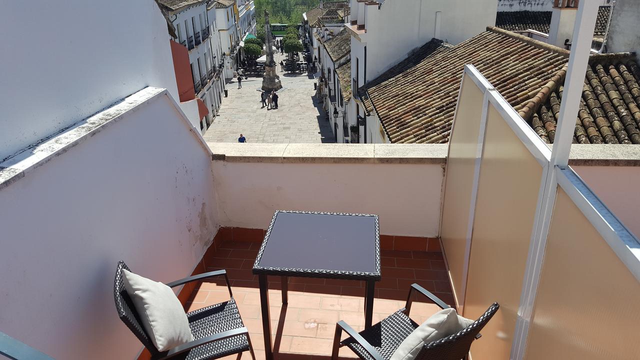 Apartamentos Plaza Cordova Esterno foto